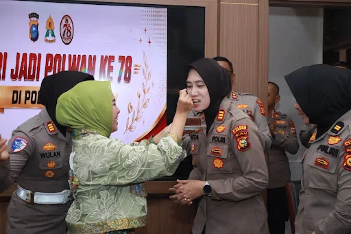 Polres Kampar Gelar Syukuran Hari Jadi Polwan ke-78